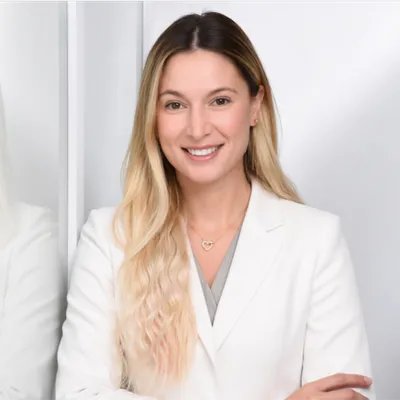Dr. Verena Mann — Notärztin & Ausdauer-Athletin, Gründerin von doc.veri